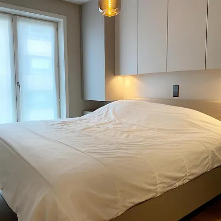 Sea Retreat With Views, Cleaning Included 公寓