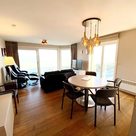 公寓 Sea Retreat With Views, Cleaning Included *